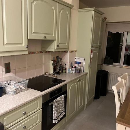Апартаменти 2 St Judes Court D24H1X4 Students Only Дублін Екстер'єр фото